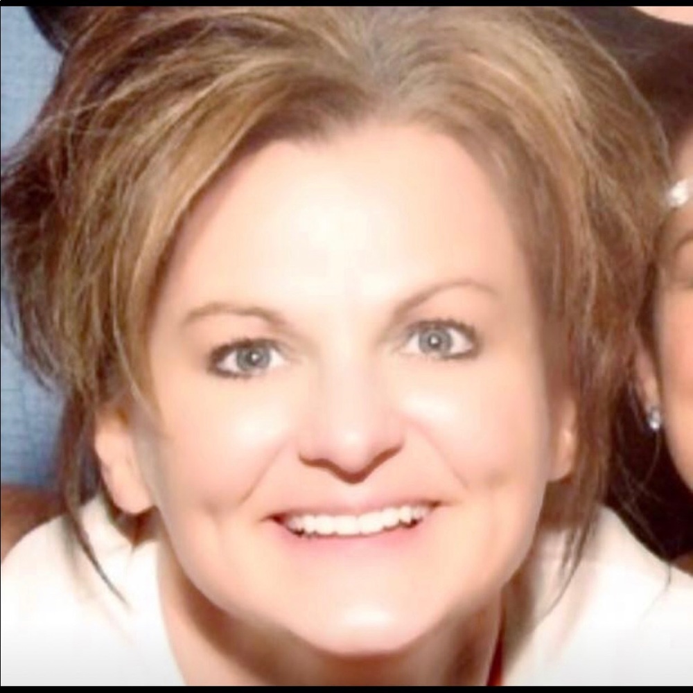 Meet your Posher, Dana
